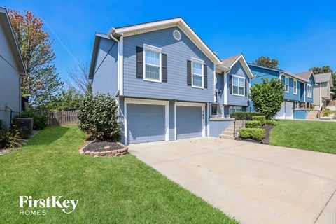 11036 N Mckinley Avenue 3 Beds Apartment for Rent