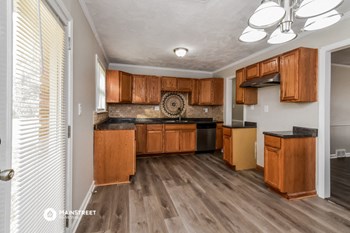 1383 Staunton Drive 4 Beds House for Rent - Photo Gallery 6
