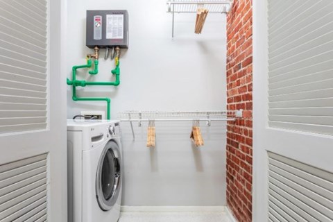 Office Studio-4 Beds Apartment for Rent - Photo Gallery 32