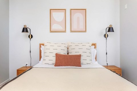 Office Studio-4 Beds Apartment for Rent - Photo Gallery 34