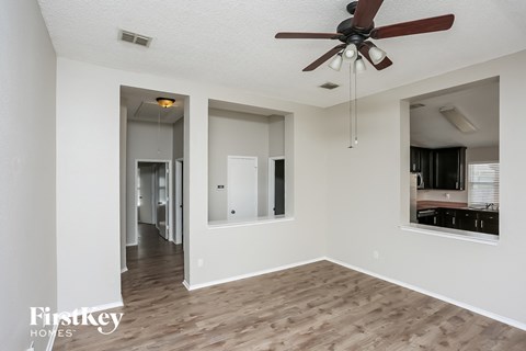 10141 Chapel Ridge Drive 3 Beds Apartment for Rent