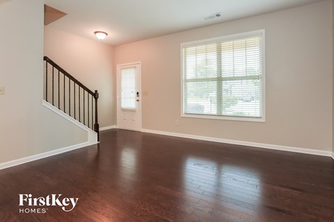 1172 Thomas Daniel Way 5 Beds Apartment for Rent