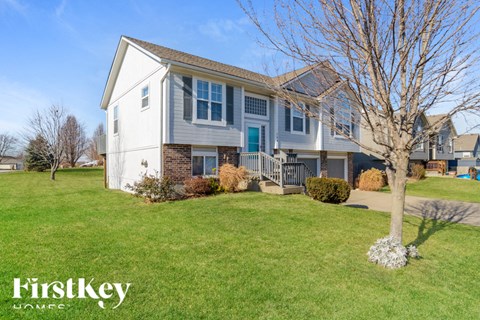 728 Corrington Drive 3 Beds Apartment for Rent