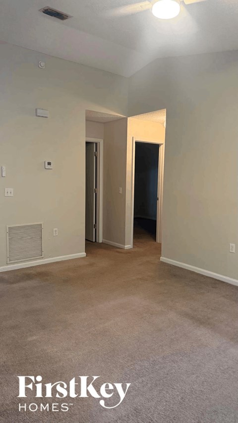 122 Barrington Drive 3 Beds Apartment for Rent