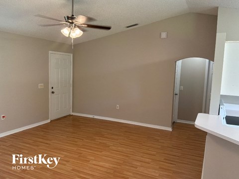 459 Freeman Road 3 Beds Apartment for Rent