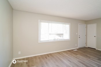 217 WOODLAND DR 4 Beds House for Rent - Photo Gallery 5
