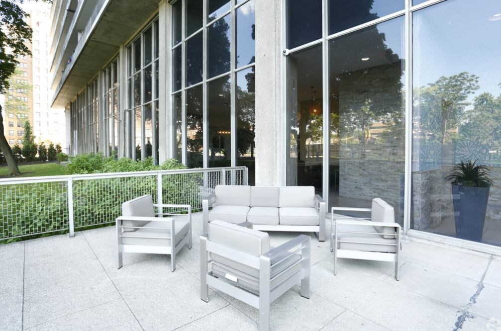 The Jeffersonian Apartments, 9000 E Jefferson Ave, Detroit, MI RentCafe