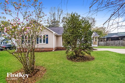 1909 Red Oak Lane 3 Beds Apartment for Rent