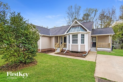 1909 Red Oak Lane 3 Beds Apartment for Rent