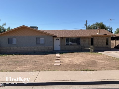 509 W 3RD Place 4 Beds Apartment for Rent