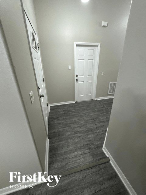 839 MENDOZA DRIVE 4 Beds Apartment for Rent