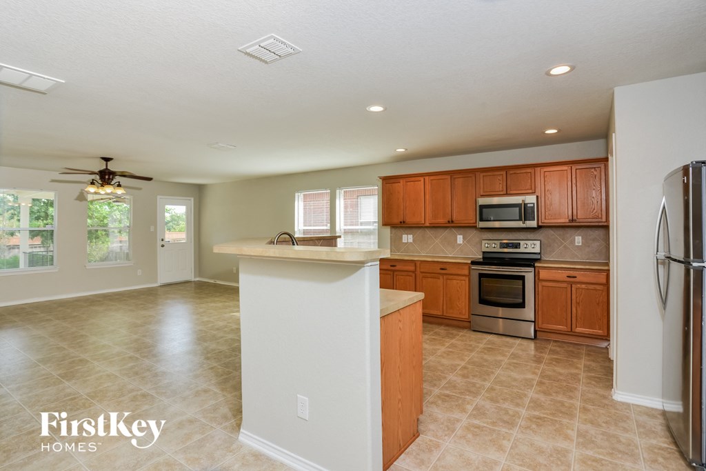 12630 Point Summit San Antonio, TX 78253