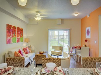 Living room - Photo Gallery 3