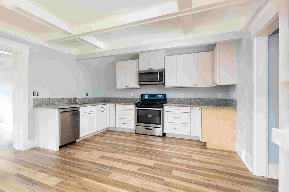 1524-1530 Henderson Avenue Apartments