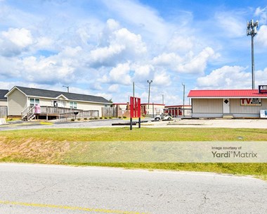 Storage Units for Rent available at 526 Mcarthur Road, Fayetteville, NC 28311 - Photo Gallery 1