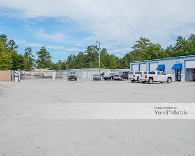 Storage Units for Rent available at 6789 Market Street, Wilmington, NC 28405 Photo Gallery 1