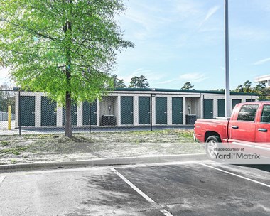 Storage Units for Rent available at 7901 Cliffdale Road, Fayetteville, NC 28314 - Photo Gallery 1