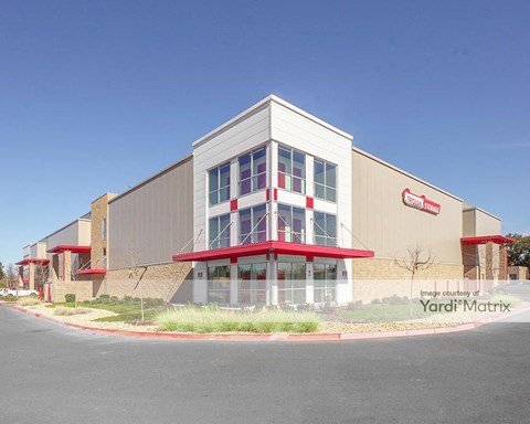Storage Units for Rent available at 610 Leisure Lane, Sacramento, CA 95815