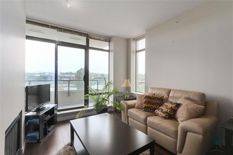 402-2355 Madison Avenue 1 Apartment for Rent