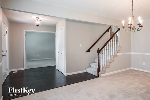 1813 Highcrest Drive 4 Beds Apartment for Rent