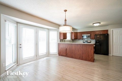 1813 Highcrest Drive 4 Beds Apartment for Rent