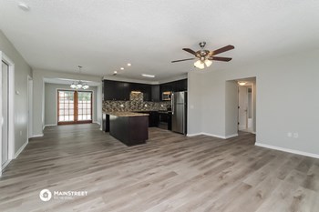 810 20TH ST SW 4 Beds House for Rent - Photo Gallery 3