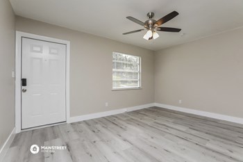 1894 AARON AVE 3 Beds House for Rent - Photo Gallery 3