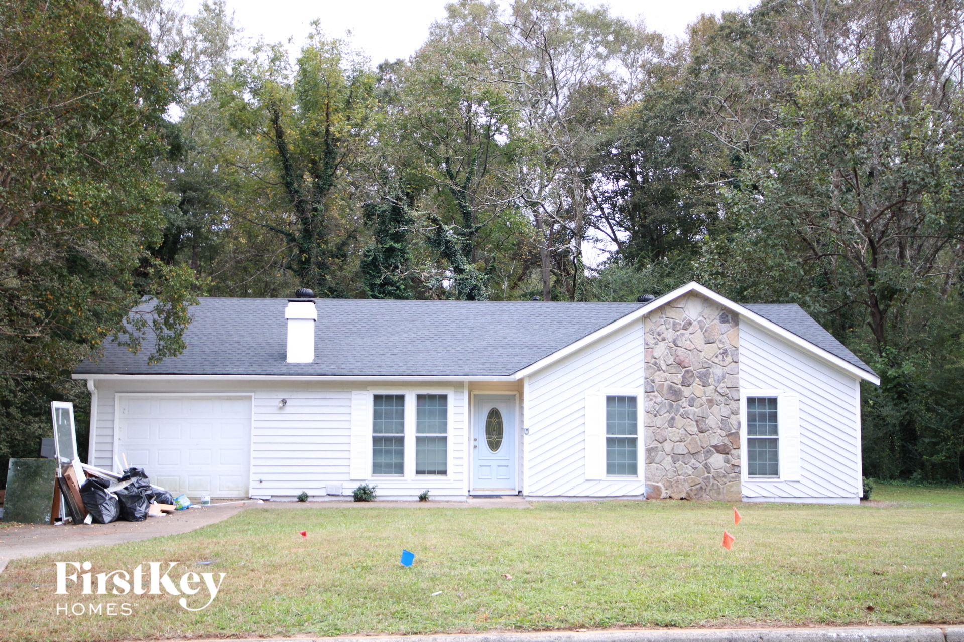5098 Fairforest Drive 3 Beds Apartment for Rent