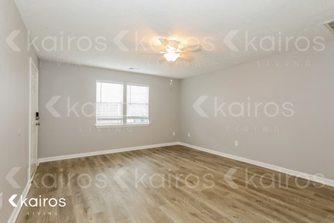 415 Deerpark Dr 4 Beds Apartment for Rent