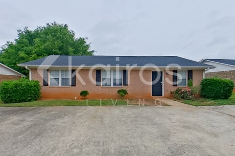 185 Deer Pkwy 3 Beds Apartment for Rent
