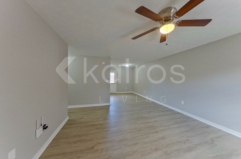 185 Deer Pkwy 3 Beds Apartment for Rent