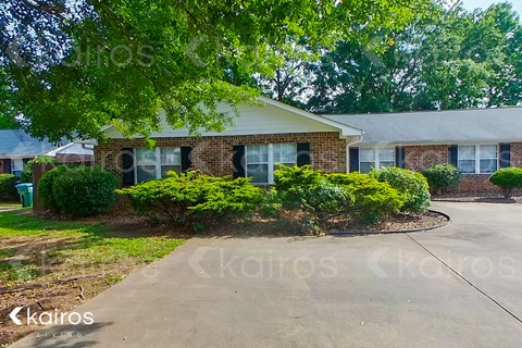128 Deer Pkwy 3 Beds Apartment for Rent