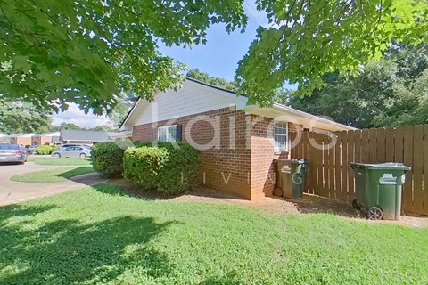 100 Deer Pkwy 2 Beds Apartment for Rent