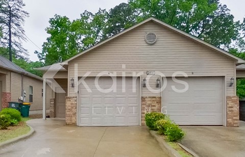 2214 Perry St Unit A 3 Beds Apartment for Rent