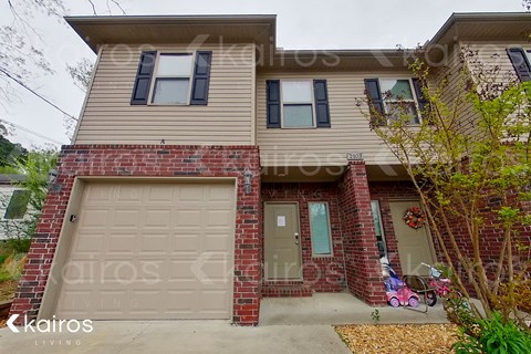 2103 Perry St Unit A 3 Beds Apartment for Rent