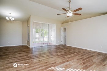 2027 NW 5th Ter 3 Beds House for Rent - Photo Gallery 3