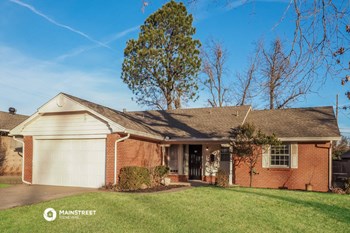 4065 NW 60th St 3 Beds House for Rent - Photo Gallery 4