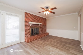 4065 NW 60th St 3 Beds House for Rent - Photo Gallery 5