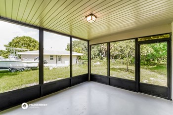 5666 ORPHA 3 Beds House for Rent - Photo Gallery 9
