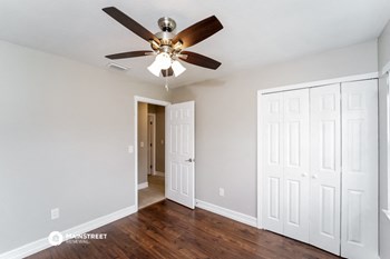 5666 ORPHA 3 Beds House for Rent - Photo Gallery 12