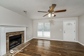 20 OLIVIA DR 3 Beds House for Rent - Photo Gallery 5