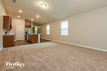 9042 KIPPER DRIVE 3 Beds House for Rent - Photo Gallery 3
