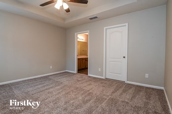 9042 KIPPER DRIVE 3 Beds House for Rent - Photo Gallery 6