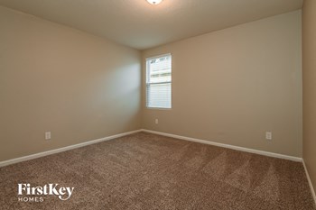 9042 KIPPER DRIVE 3 Beds House for Rent - Photo Gallery 12