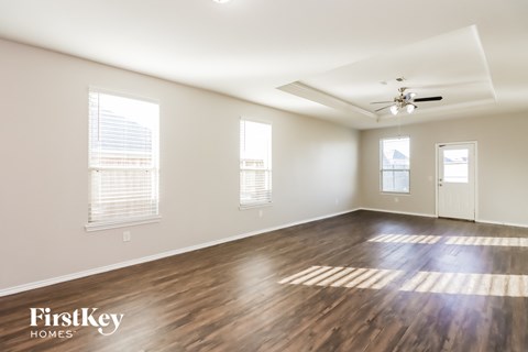 24114 Silver Sunset Lane 3 Beds Apartment for Rent