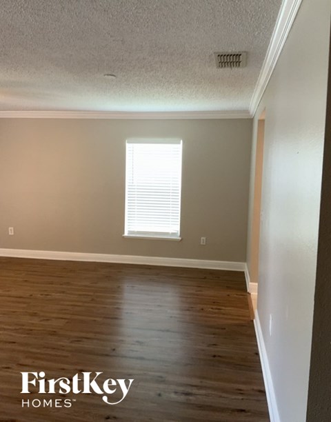 2458 ARSLAN STREET 4 Beds Apartment for Rent