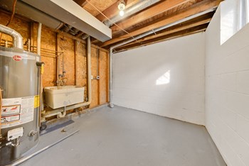 1652 69th Avenue Northeast 3 Beds Apartment for Rent - Photo Gallery 12