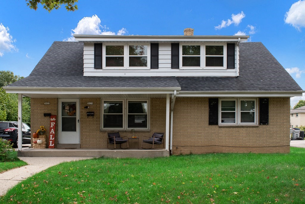 77th Street Townhomes Exterior