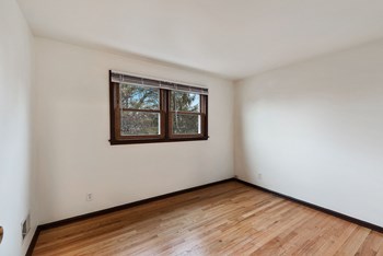 3635 S 90th Street 3 Beds Apartment for Rent - Photo Gallery 7