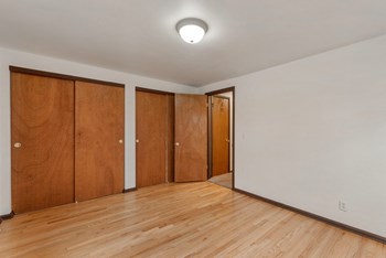 3635 S 90th Street 3 Beds Apartment for Rent - Photo Gallery 8